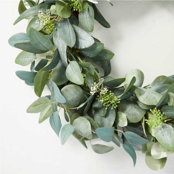 24” Faux Mixed Eucalyptus Wreath ~ Hearth and Hand w/ Magnolia ~ NEW - Picture 2 of 7
